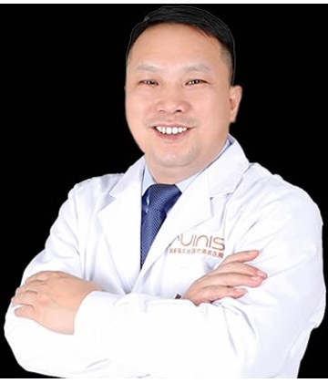 韋飛 - 深圳潤澤瑞尼絲門診部口腔科