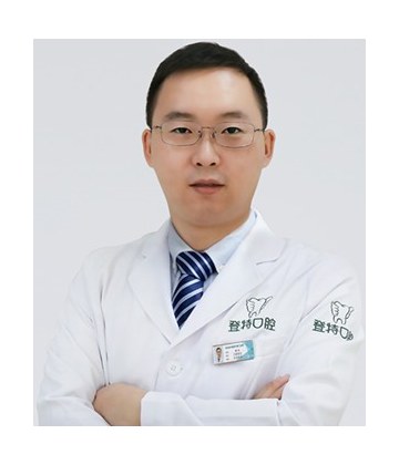 覃傑 - 深圳登特口腔門診部